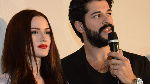 Fahriye Evcen Burak Özçivit'le ilişkisini nasıl kurtardı?