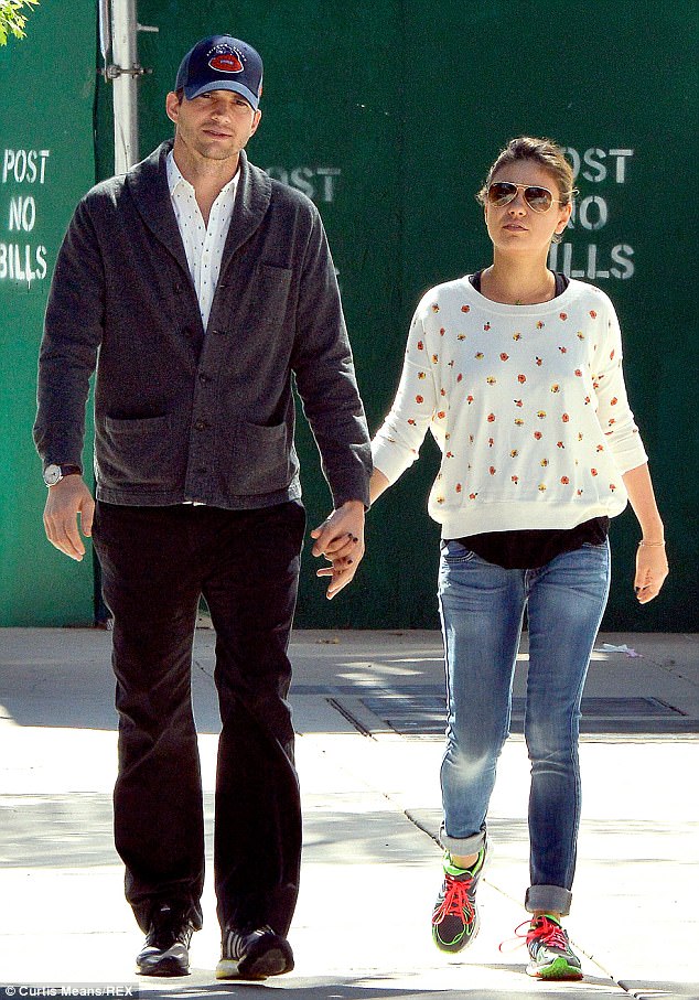 Mila Kunis ve Ashton Kutcher çifti ikinci çocuklarını bekliyor