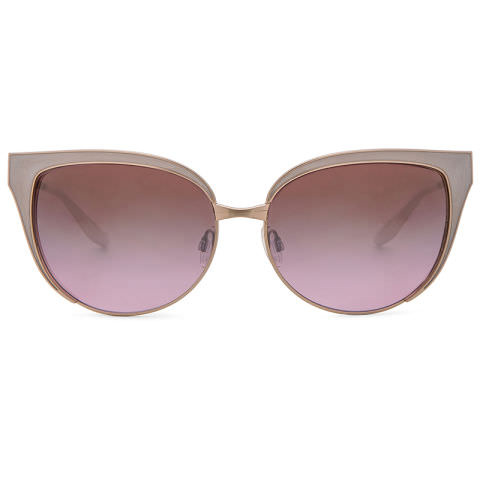 Trend alarmı: Beyaz kedi gözlükler