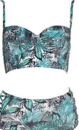 Plajda tropik havalı