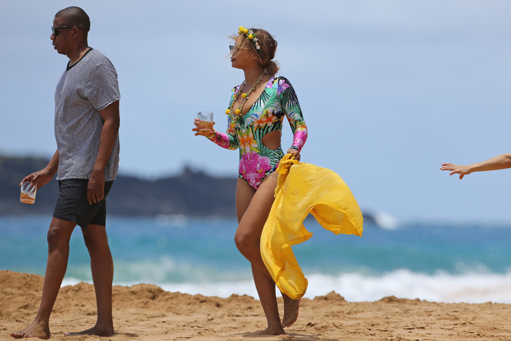 Plajda tropik havalı