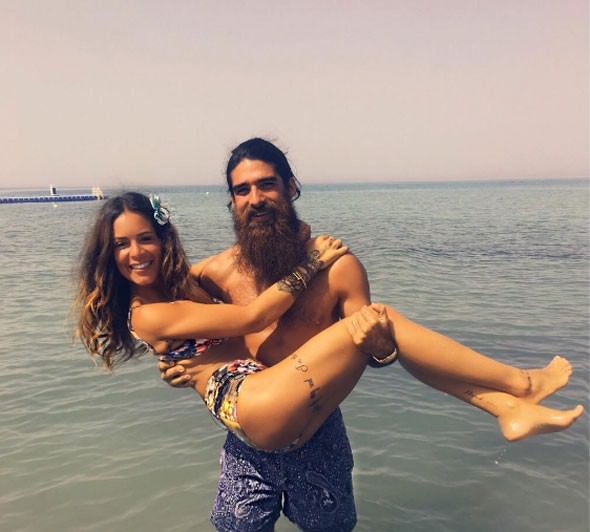 Eliz Sakuçoğlu ve Beran Benan tatilde