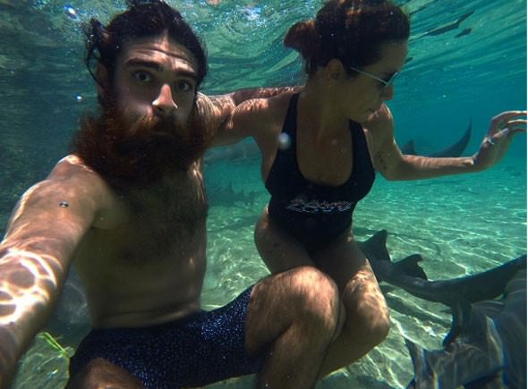 Eliz Sakuçoğlu ve Beran Benan tatilde