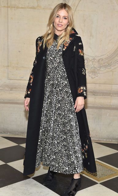 Sezonun hiti çiçek desenliler