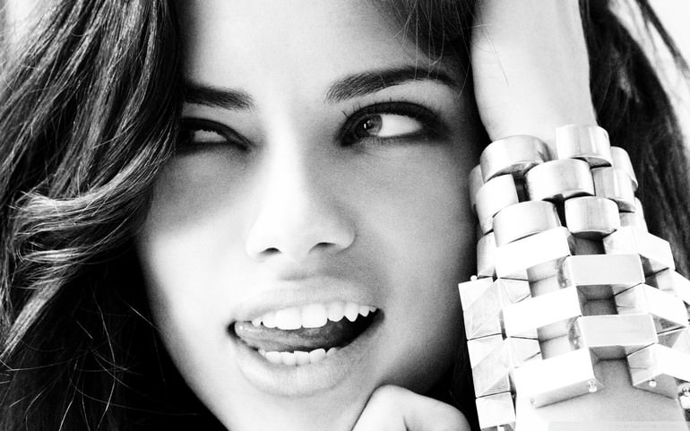 Adriana Lima Türkiye'ye geliyor