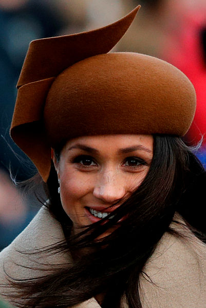 Kraliyet gelinleri arasında şıklık savaşı!