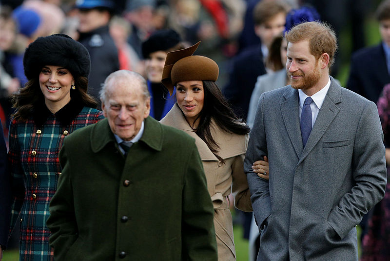 Kraliyet gelinleri arasında şıklık savaşı!