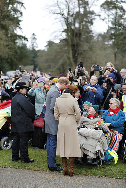 Kraliyet gelinleri arasında şıklık savaşı!