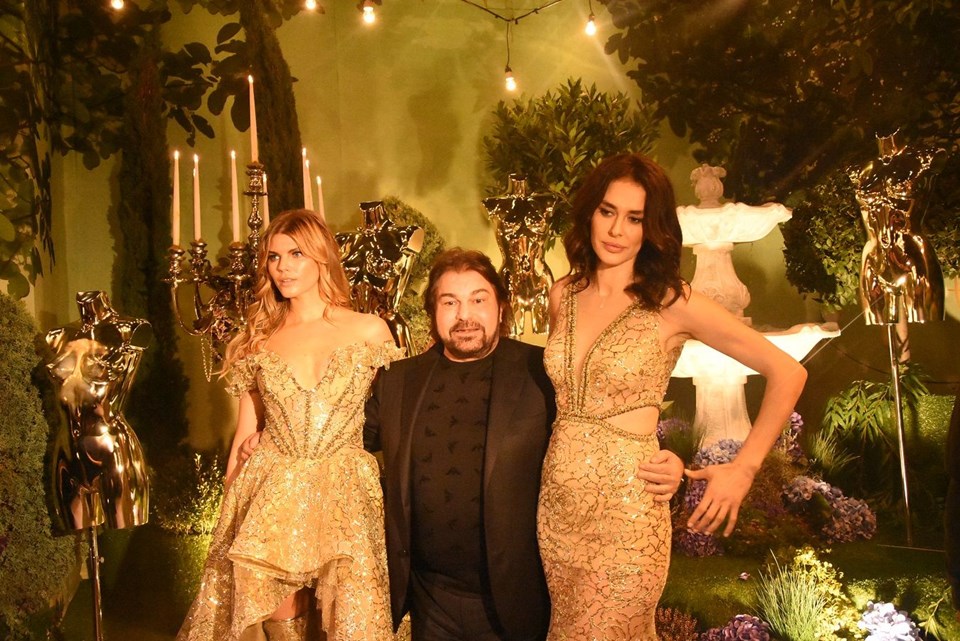 Ayşe Hatun Önal, Victoria's Secret meleği ile podyuma çıktı