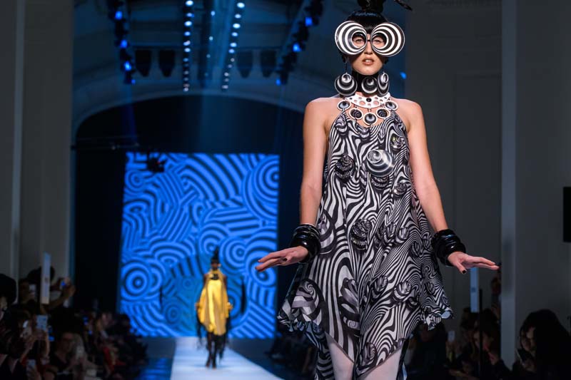 Jean Paul Gaultier İlkbahar / Yaz 2018