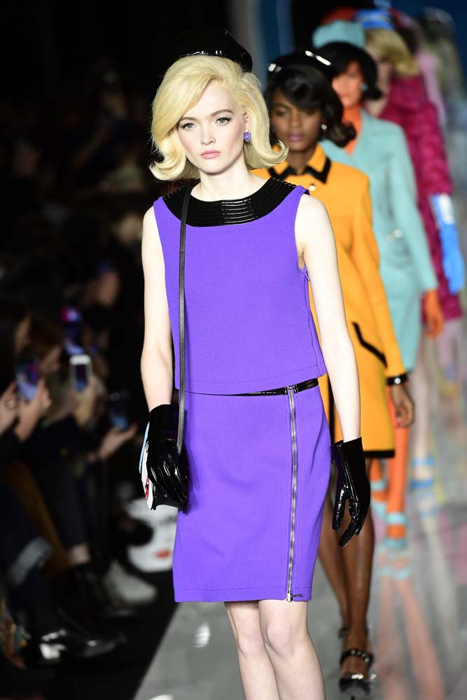 Moschino 2018-19 Sonbahar/Kış