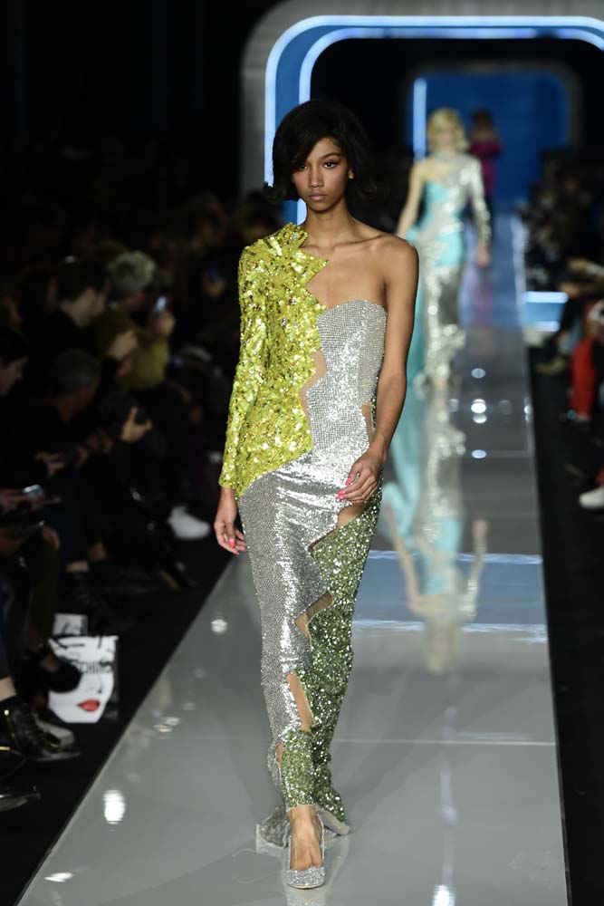 Moschino 2018-19 Sonbahar/Kış