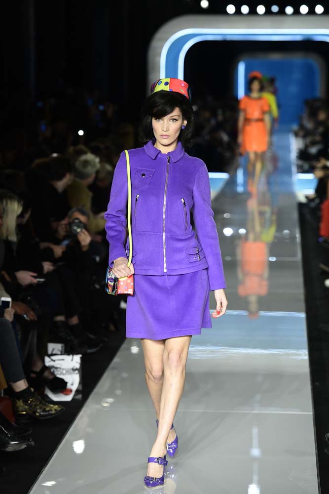 Moschino 2018-19 Sonbahar/Kış