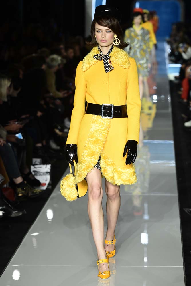Moschino 2018-19 Sonbahar/Kış