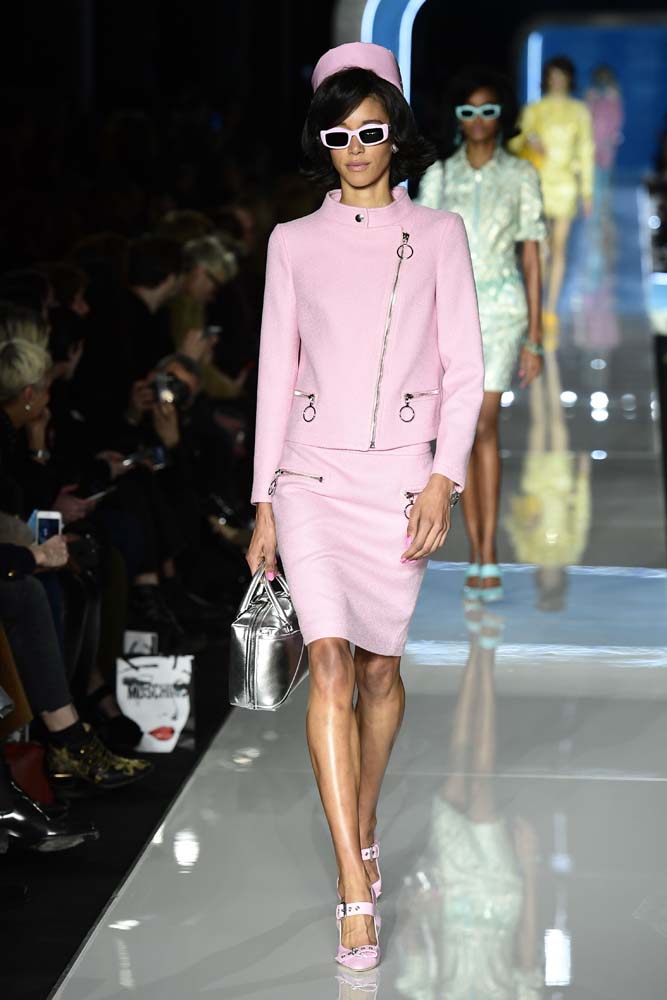 Moschino 2018-19 Sonbahar/Kış