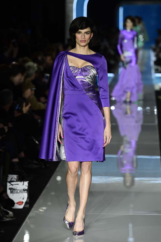 Moschino 2018-19 Sonbahar/Kış