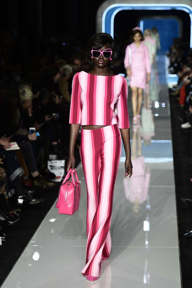 Moschino 2018-19 Sonbahar/Kış