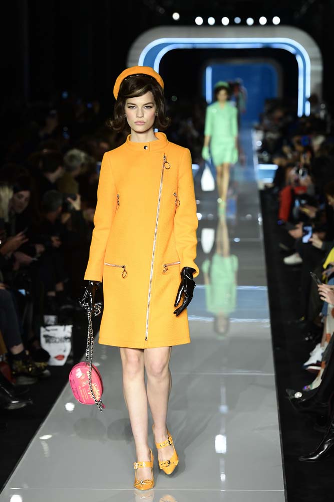 Moschino 2018-19 Sonbahar/Kış