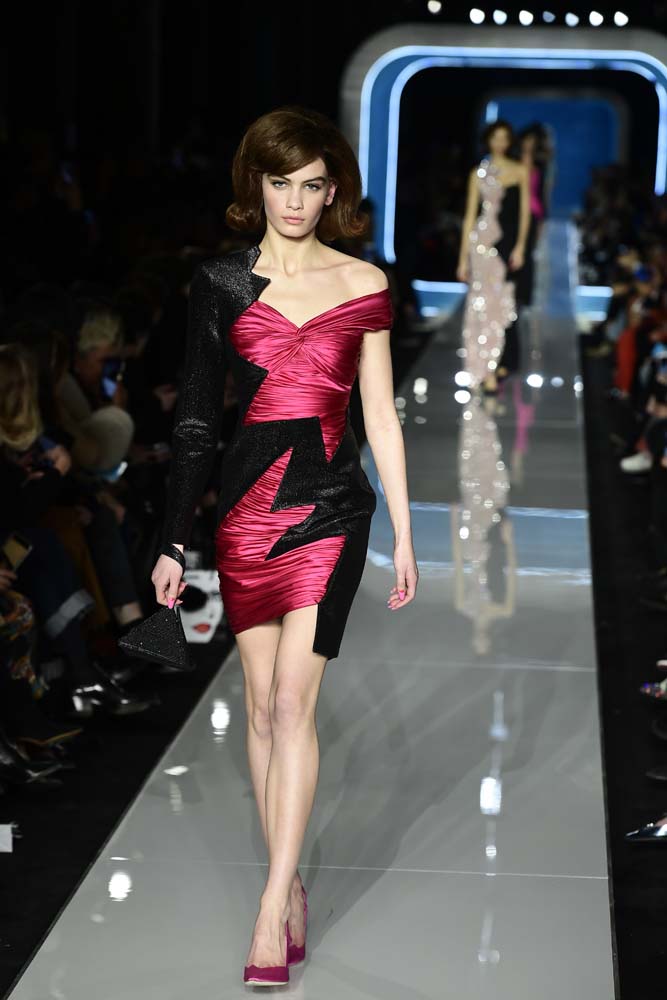 Moschino 2018-19 Sonbahar/Kış