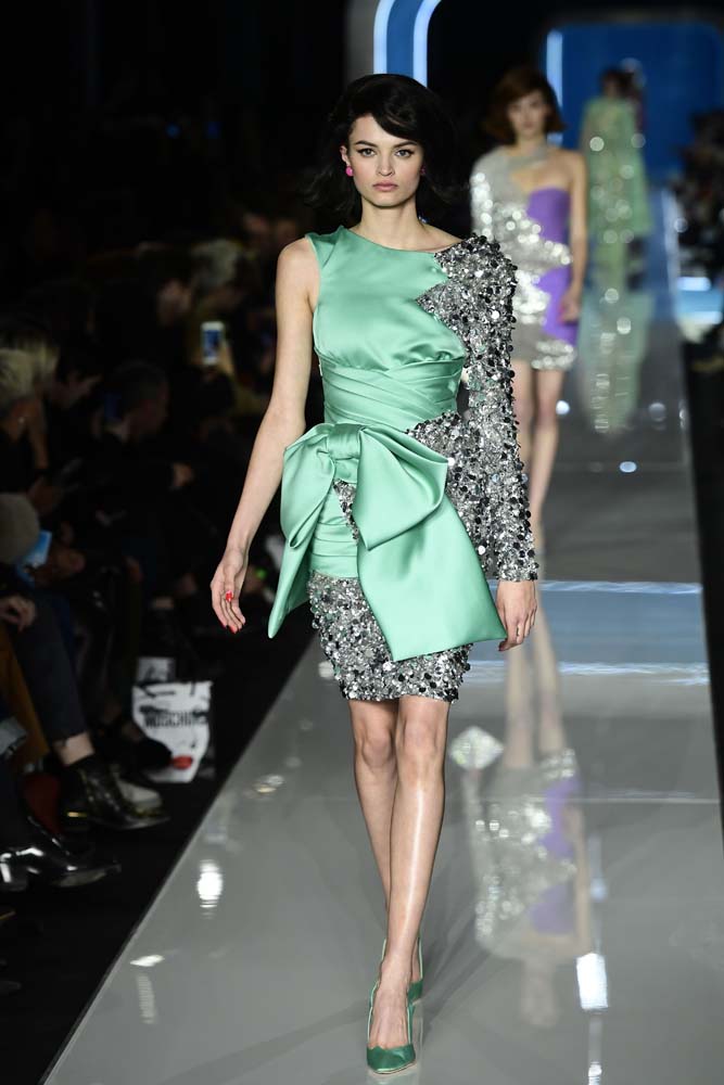 Moschino 2018-19 Sonbahar/Kış