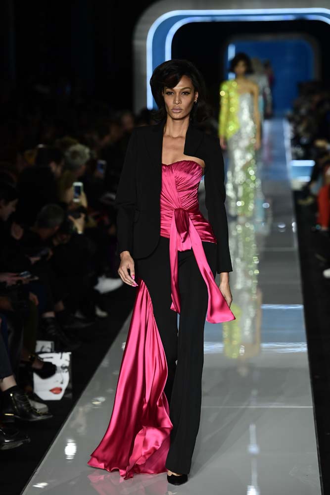 Moschino 2018-19 Sonbahar/Kış