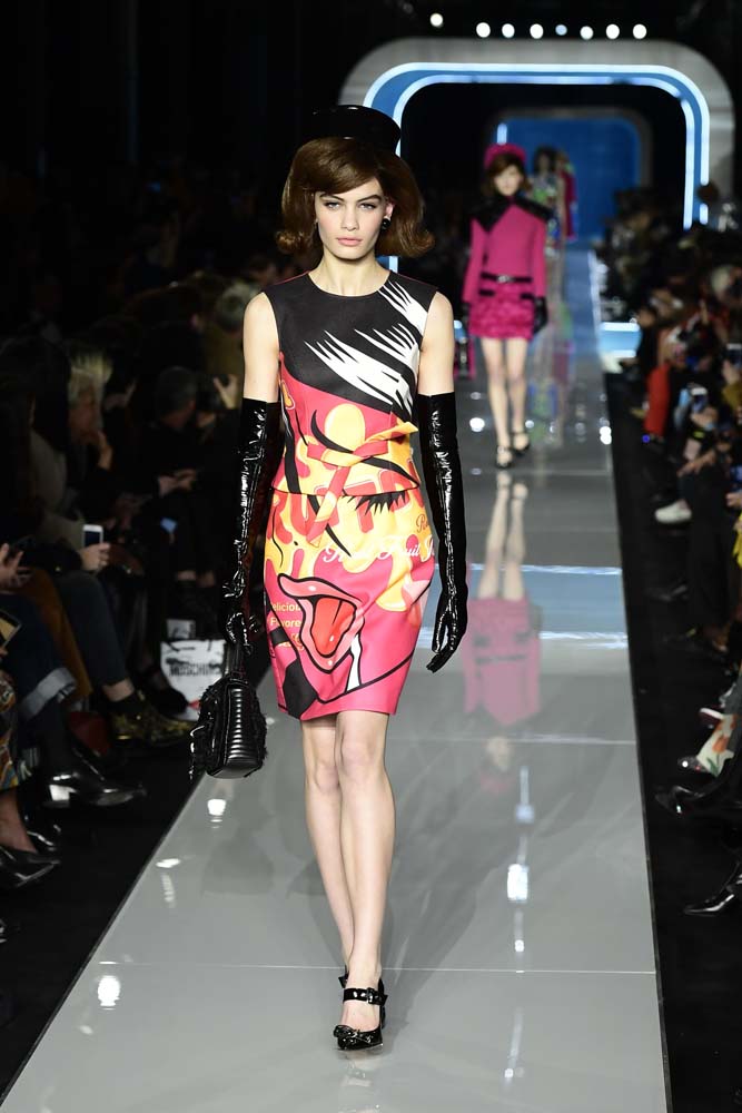Moschino 2018-19 Sonbahar/Kış