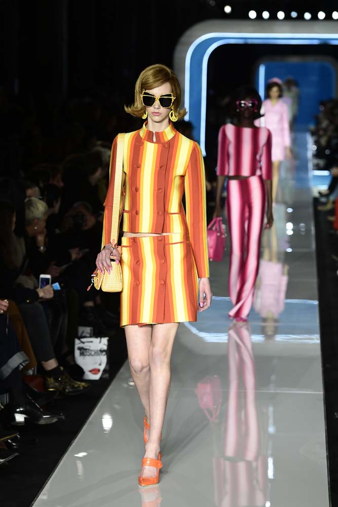 Moschino 2018-19 Sonbahar/Kış