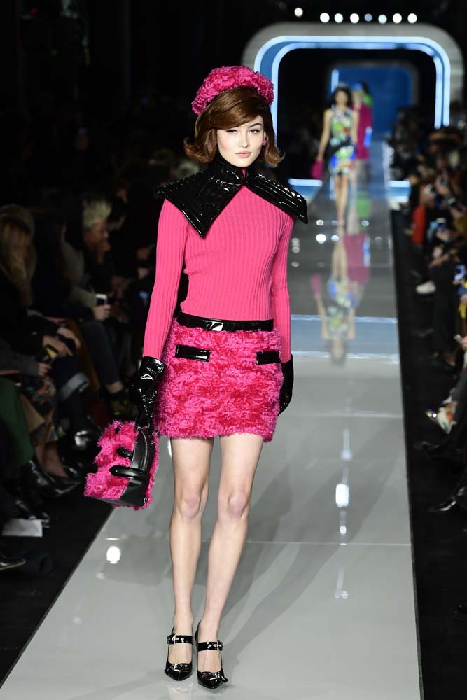 Moschino 2018-19 Sonbahar/Kış