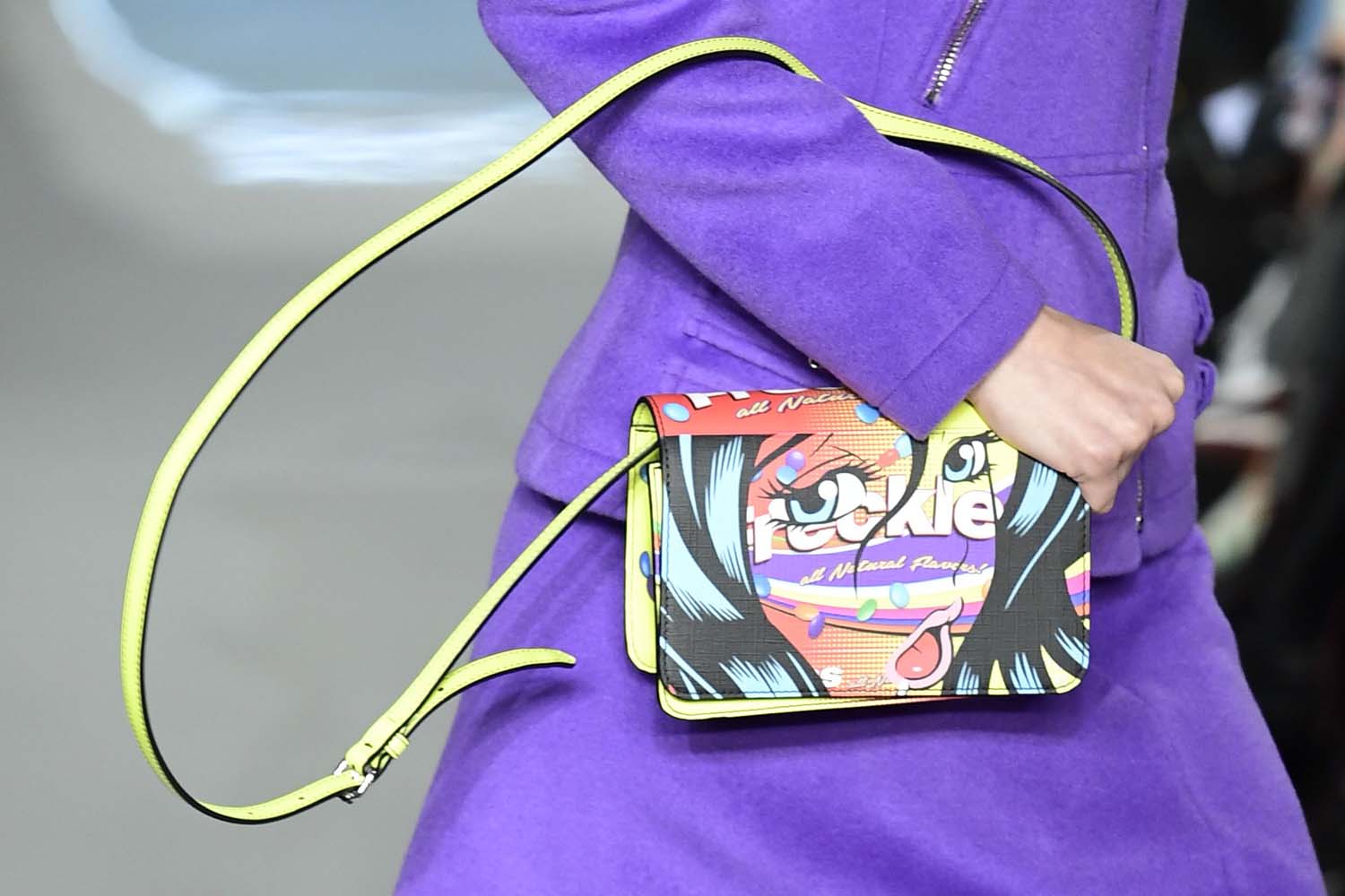 Moschino 2018-19 Sonbahar/Kış