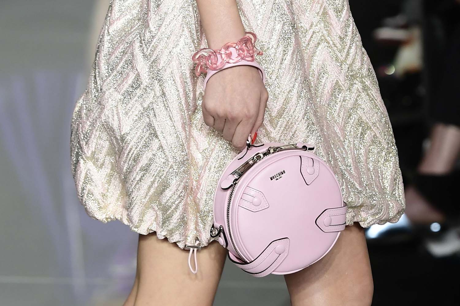 Moschino 2018-19 Sonbahar/Kış