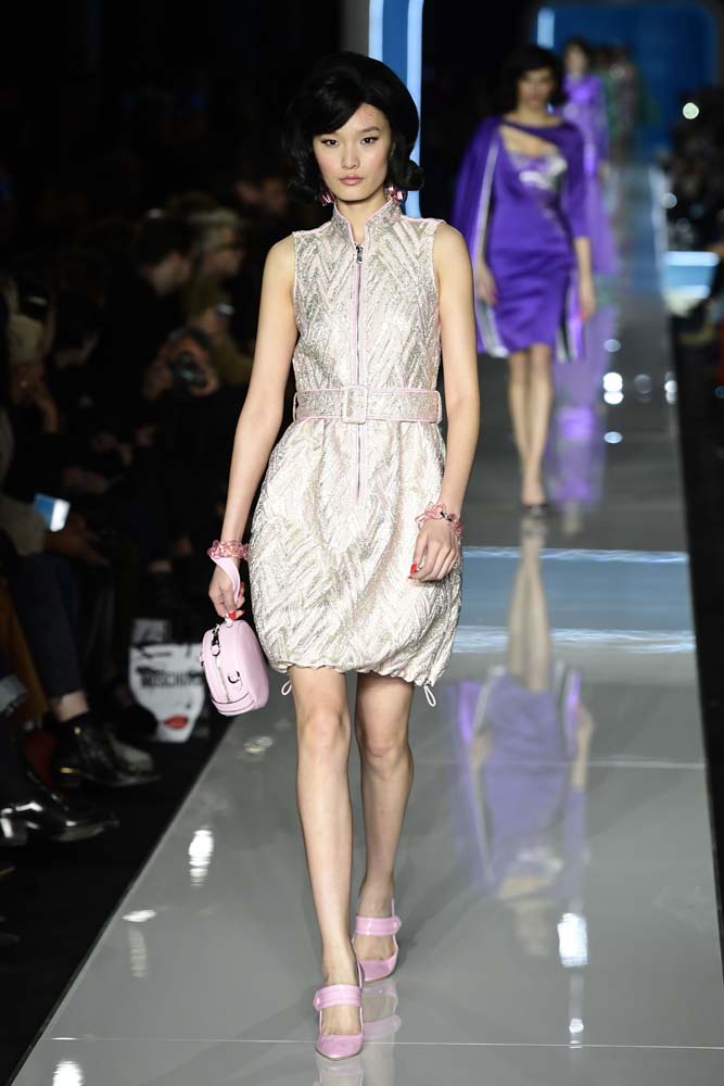 Moschino 2018-19 Sonbahar/Kış