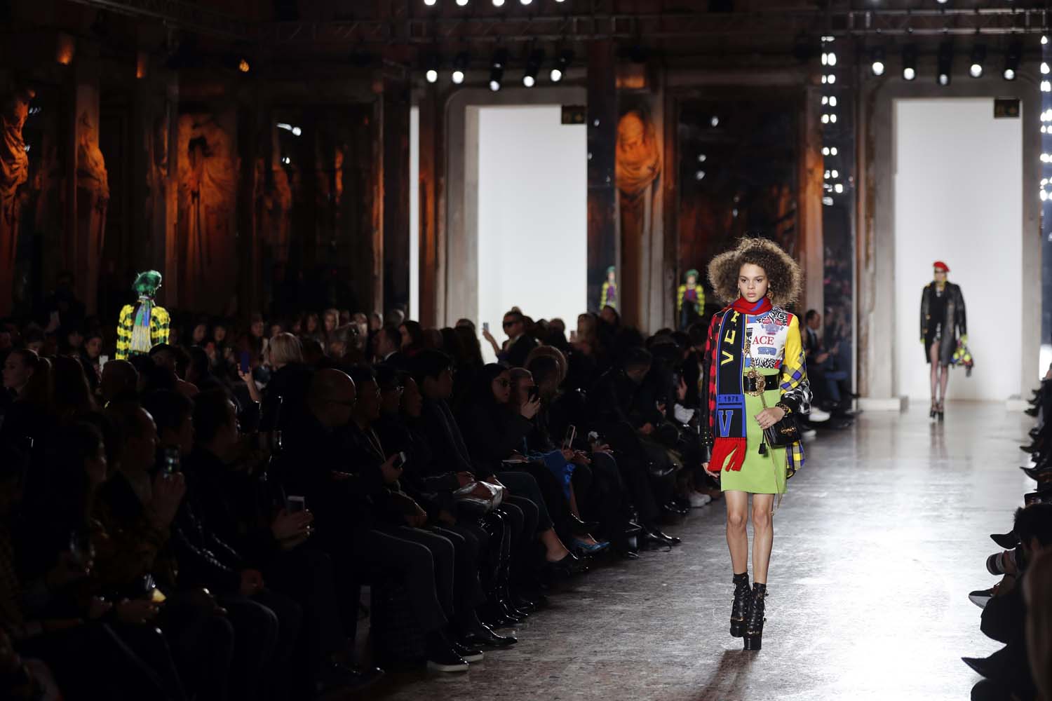 Versace 2018-19 Sonbahar/Kış