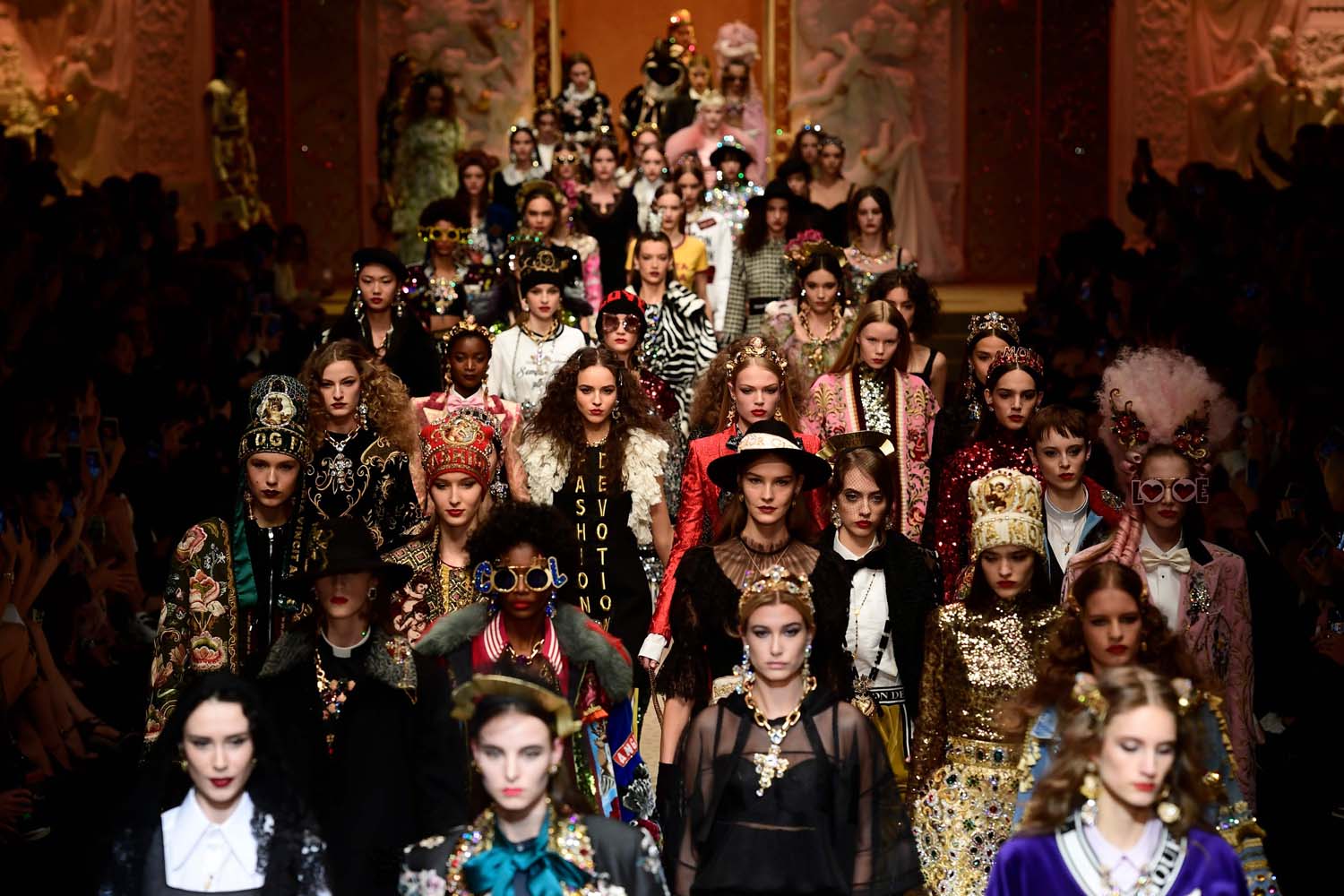 Dolce & Gabbana 2018-19 Sonbahar/Kış