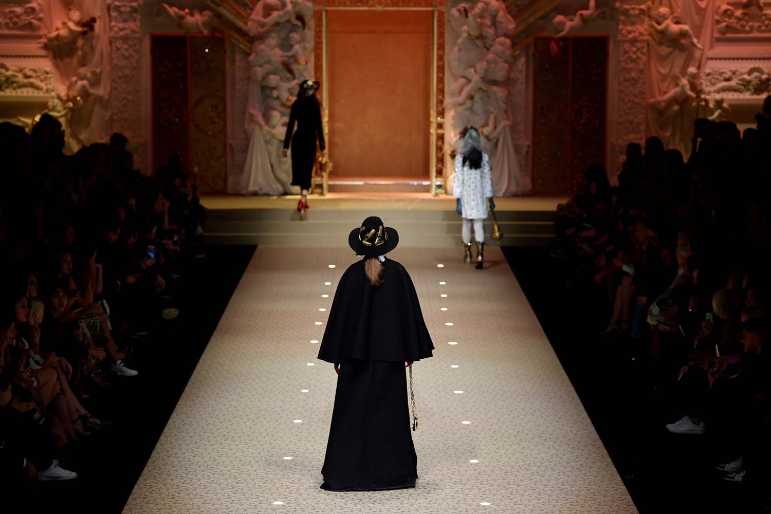 Dolce & Gabbana 2018-19 Sonbahar/Kış