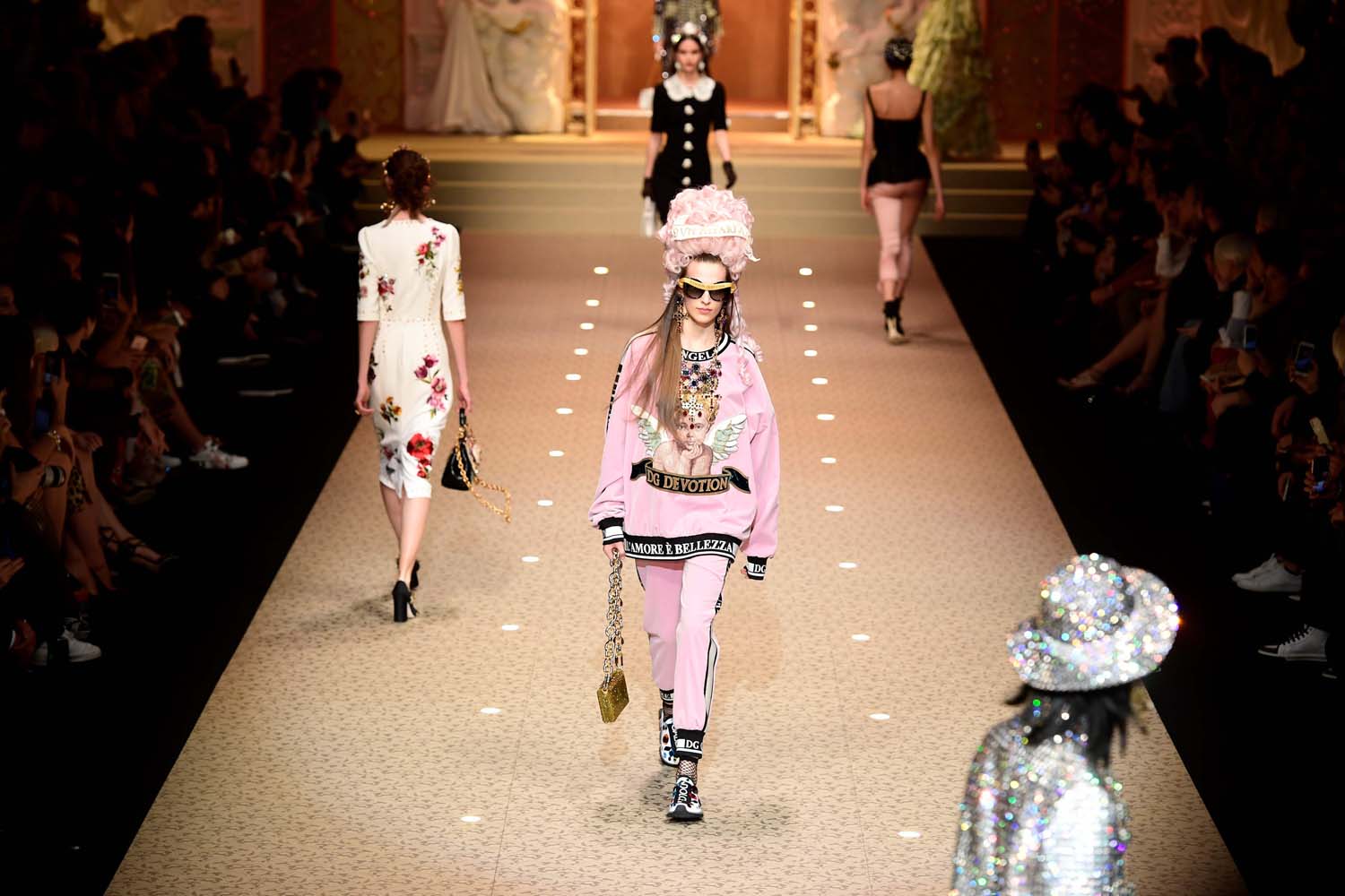 Dolce & Gabbana 2018-19 Sonbahar/Kış