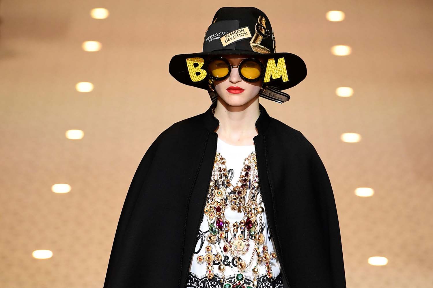 Dolce & Gabbana 2018-19 Sonbahar/Kış