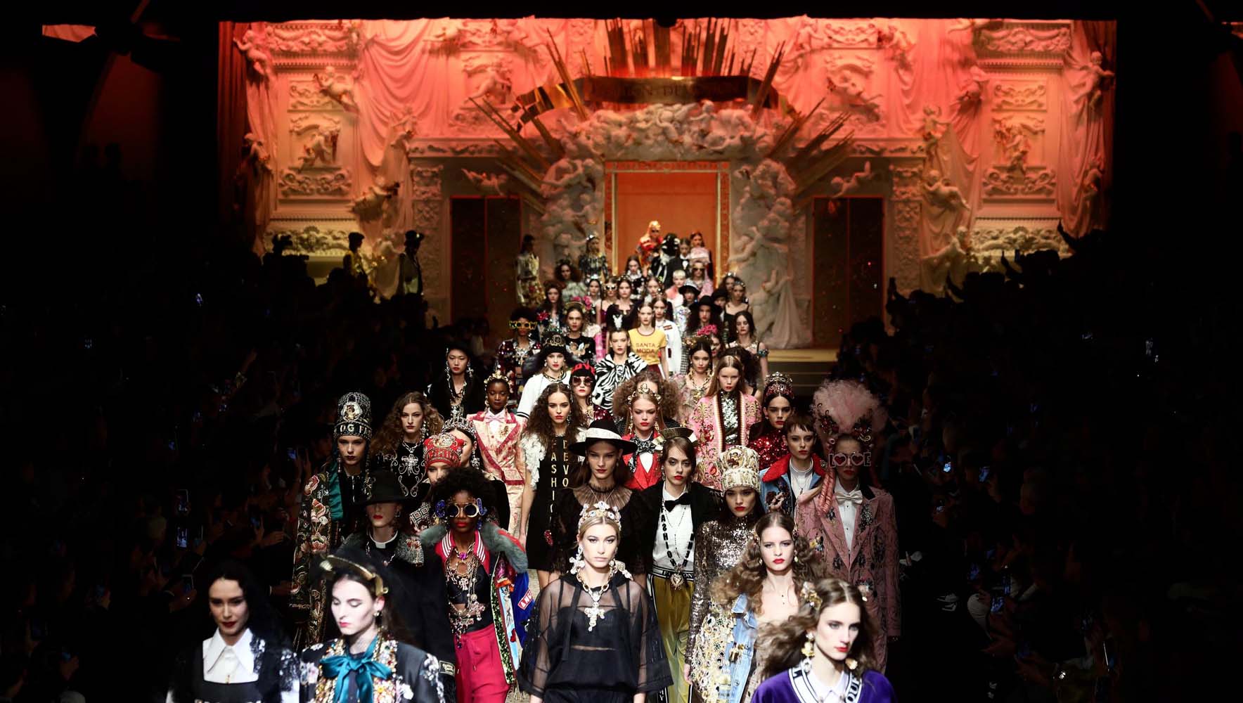 Dolce & Gabbana 2018-19 Sonbahar/Kış