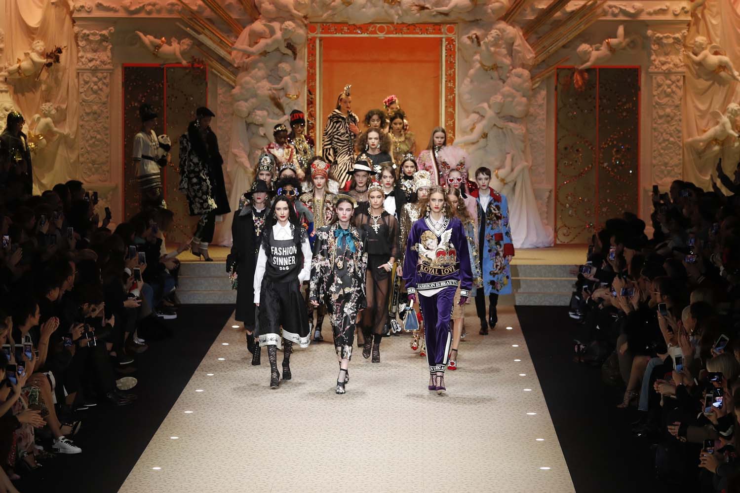 Dolce & Gabbana 2018-19 Sonbahar/Kış