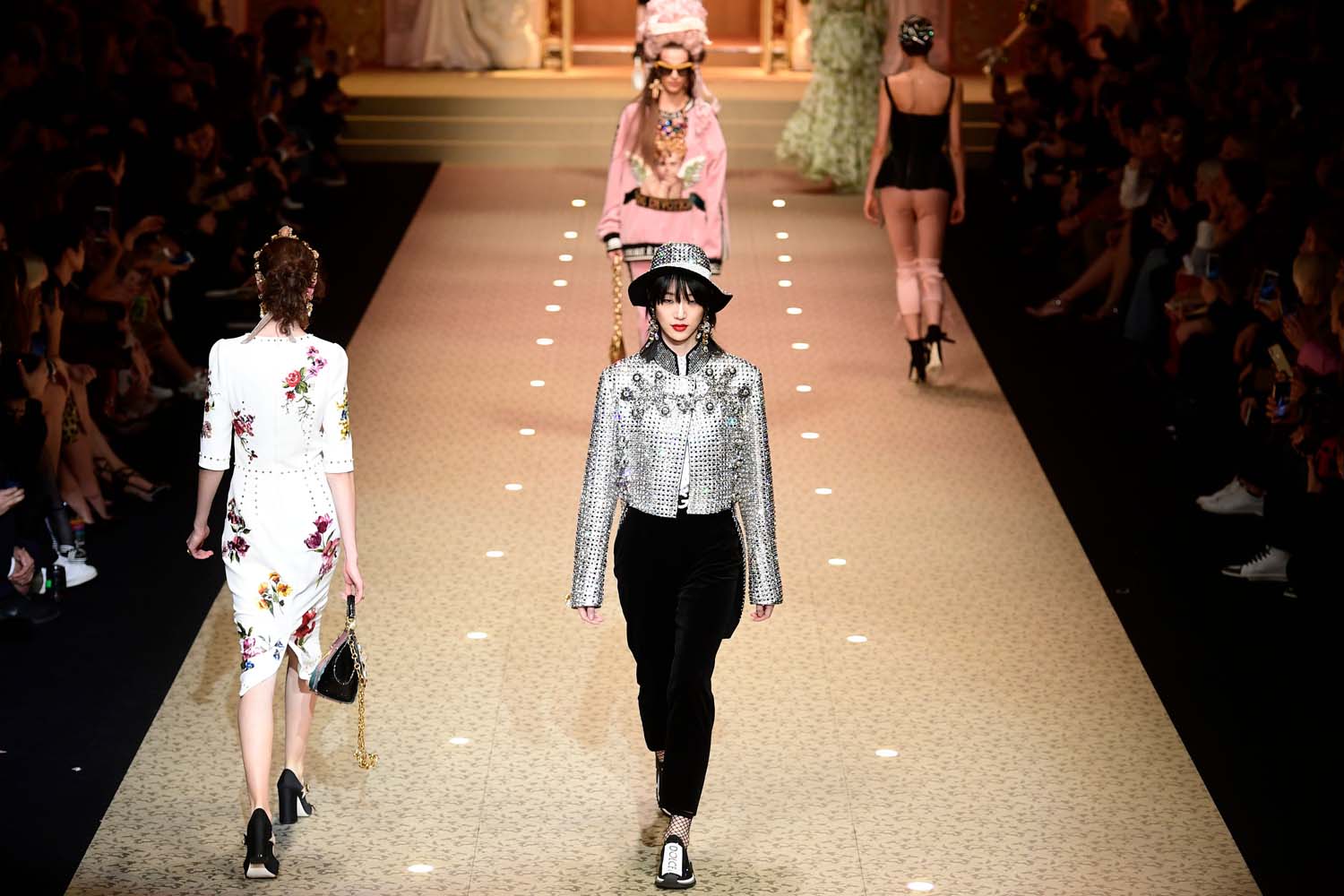 Dolce & Gabbana 2018-19 Sonbahar/Kış