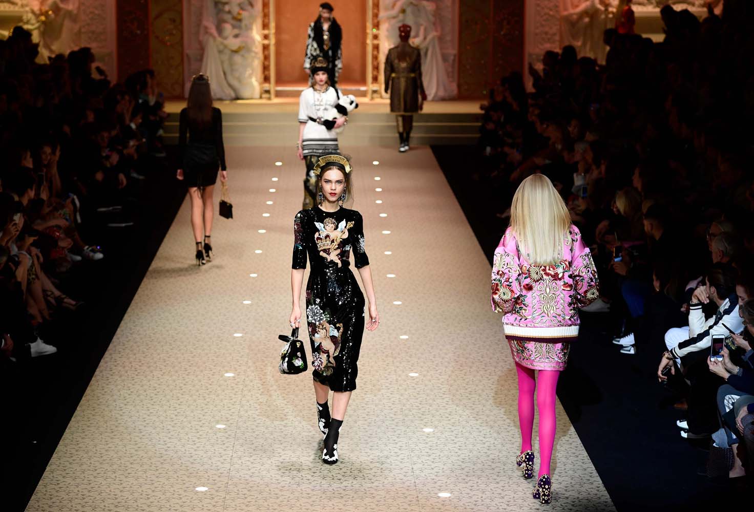 Dolce & Gabbana 2018-19 Sonbahar/Kış