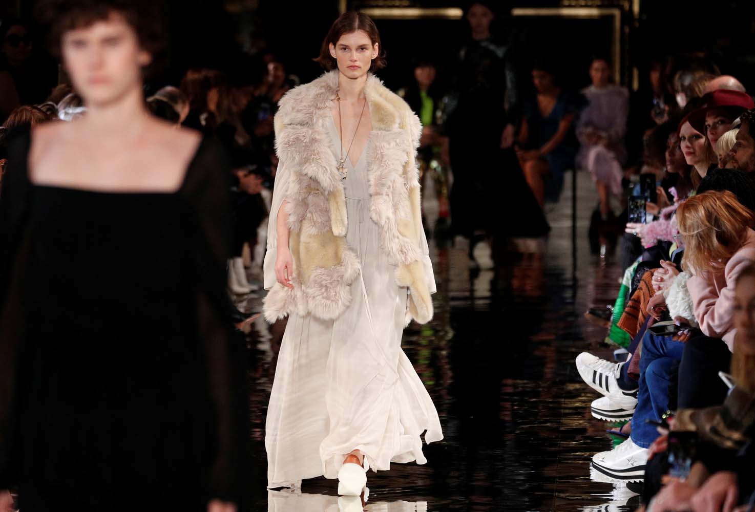 Stella McCartney 2018-19 Sonbahar/Kış