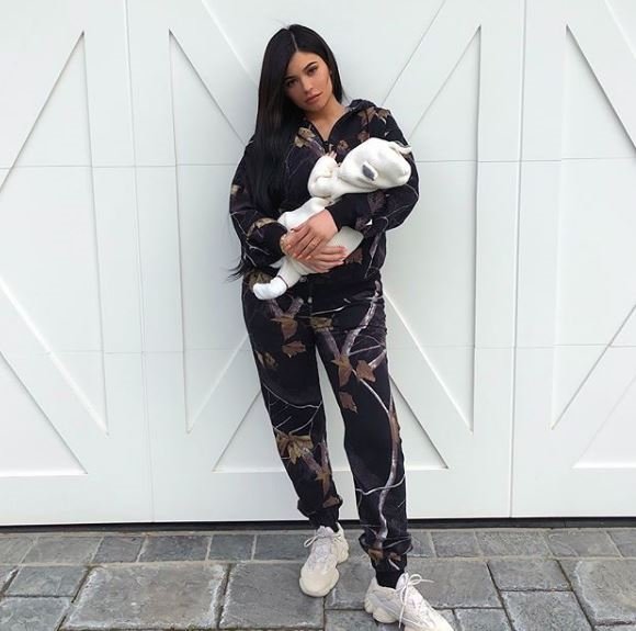 Kylie Jenner, hamileliği hakkındaki soruları Twitter'dan yanıtladı