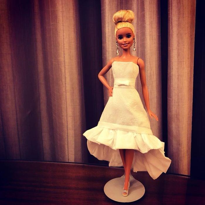 Barbie'ler için tuvalet kağıdı modası