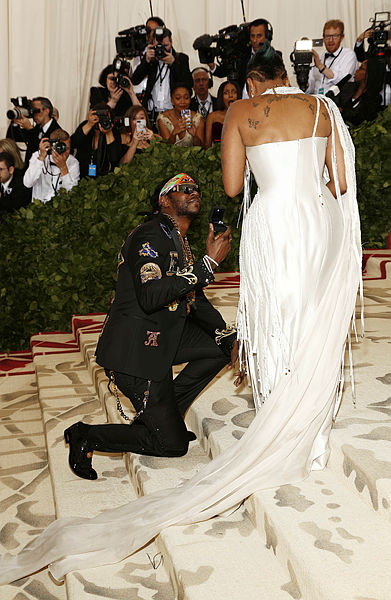 Met Gala 2018'de şıklık yarışı