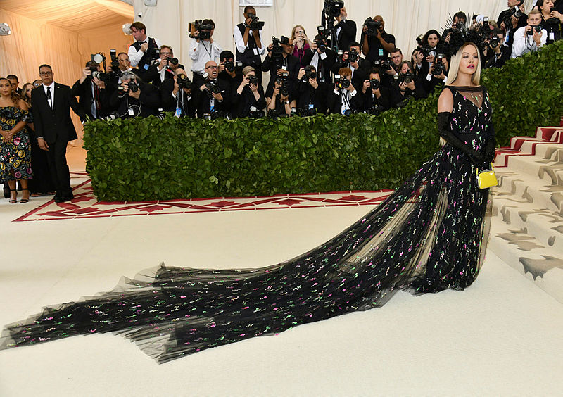 Met Gala 2018'de şıklık yarışı