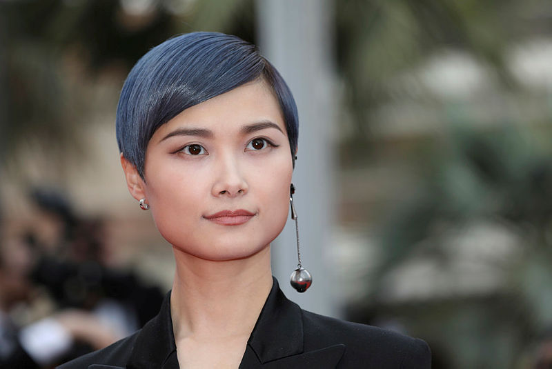 71. Cannes'den saç ve makyaj görünümleri