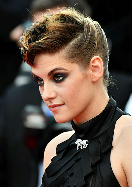 71. Cannes'den saç ve makyaj görünümleri