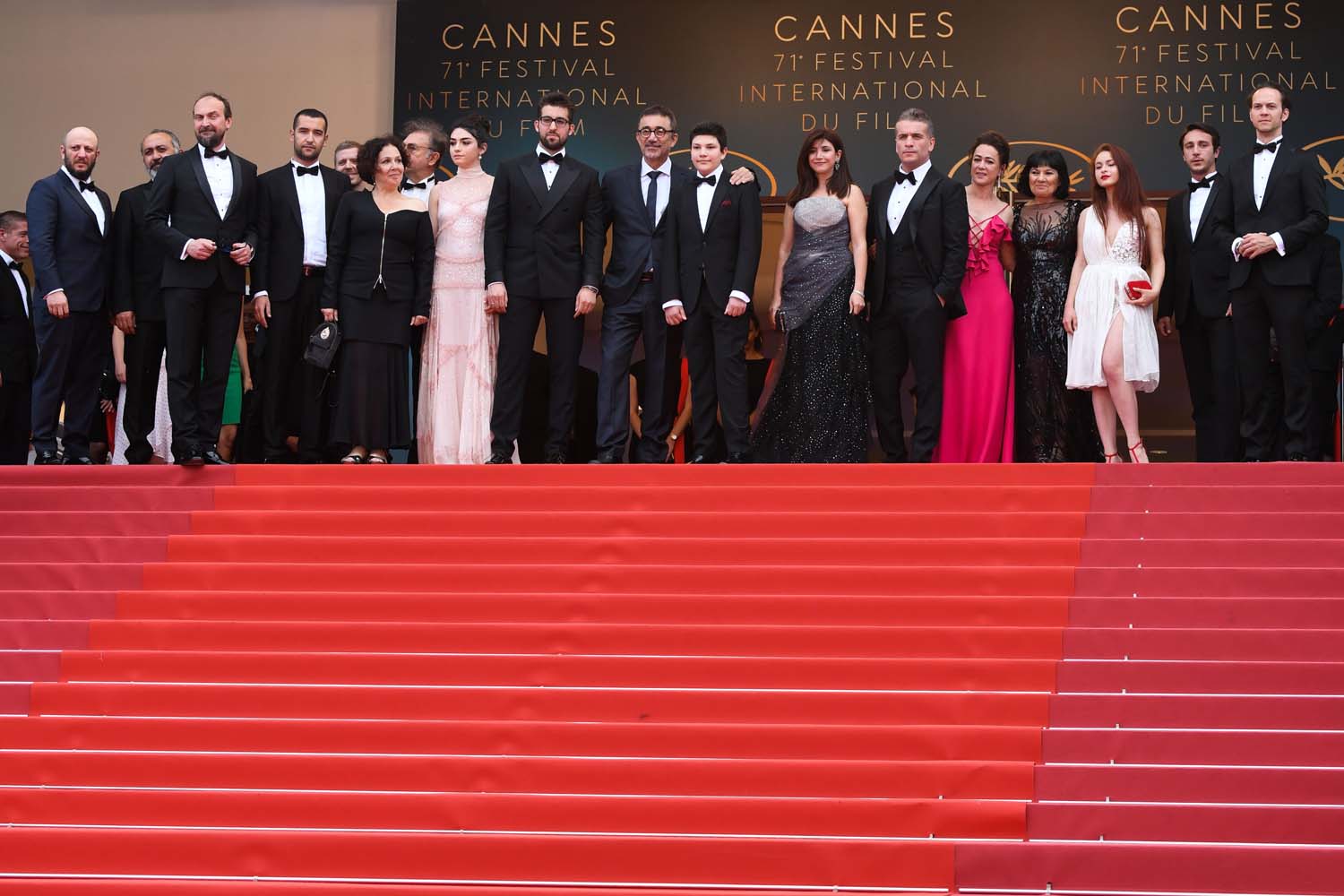 Ahlat Ağacı ekibi Cannes kırmızı halısında