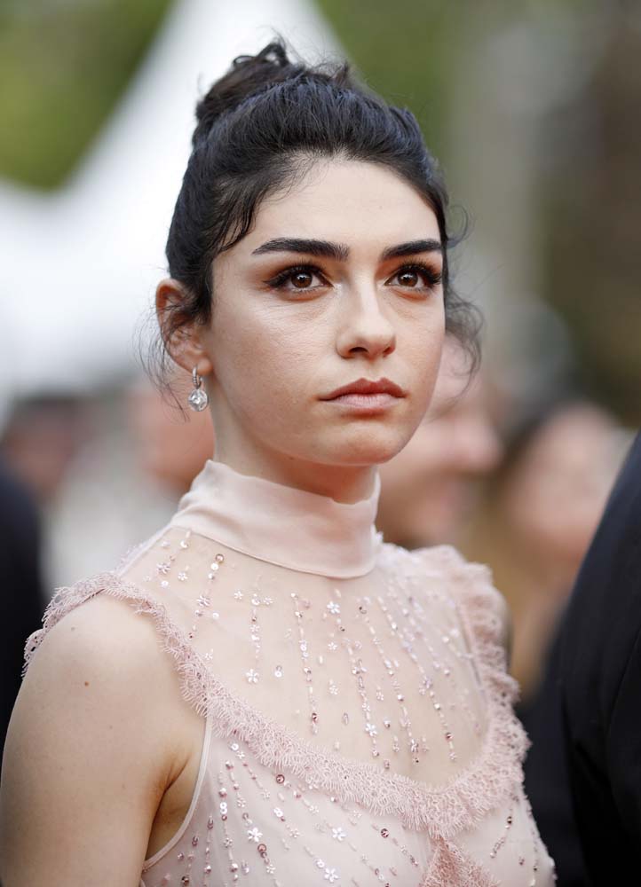 Ahlat Ağacı ekibi Cannes kırmızı halısında