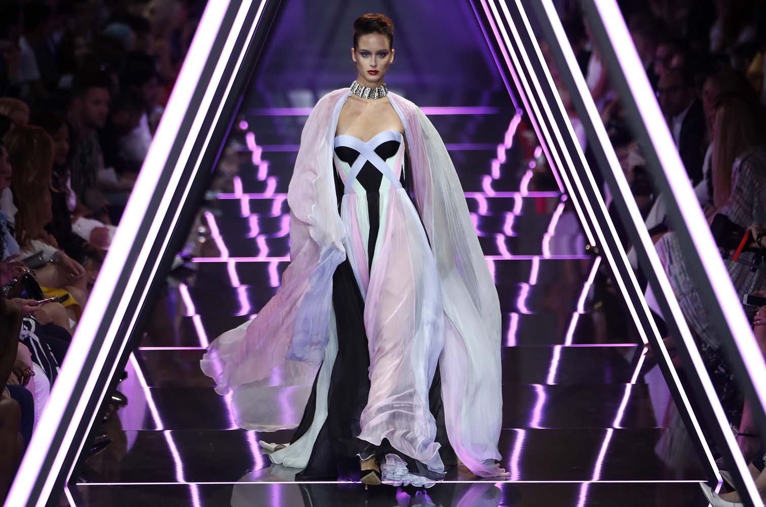 Ralph & Russo Sonbahar-Kış 2018-19 Couture